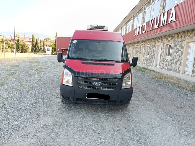 Ford Transit-1