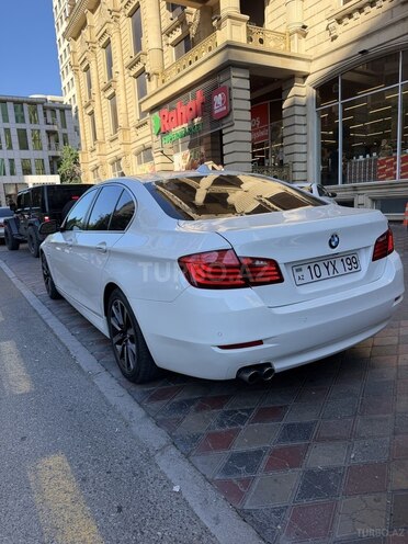 BMW 528-9