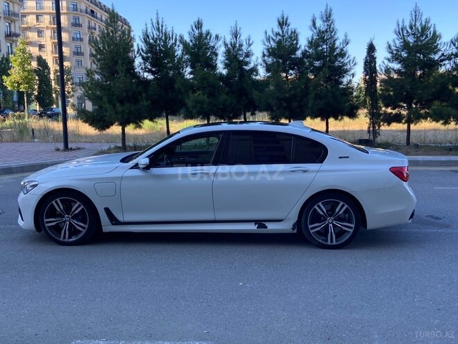 BMW 740-3
