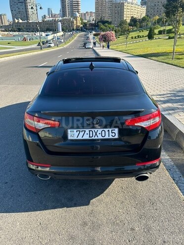 Kia Optima-4