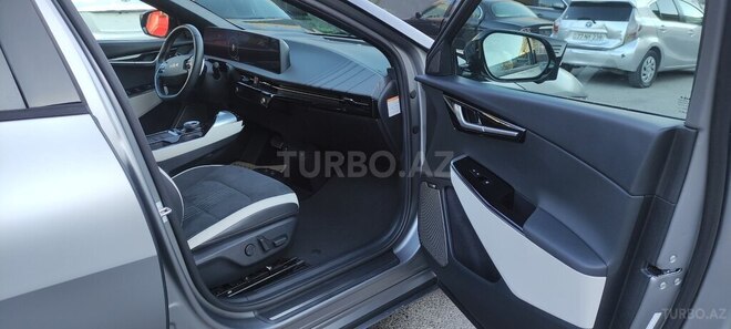 Kia EV6 GT-8