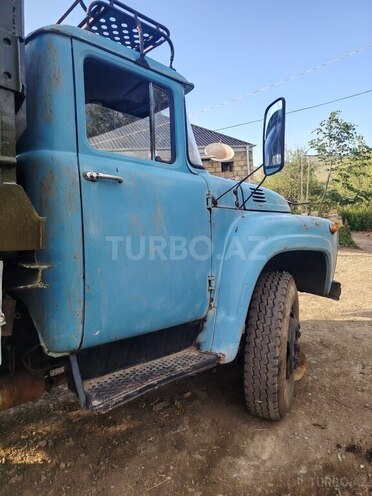 ZIL 130-6