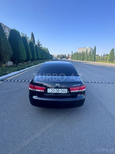 Hyundai Sonata-2