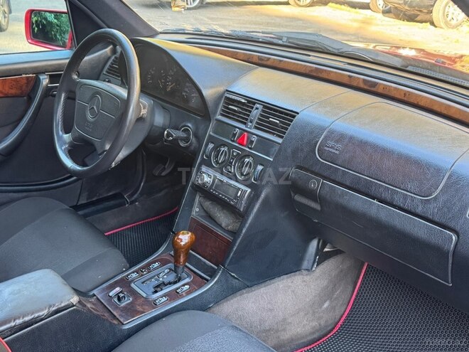 Mercedes C 180-3
