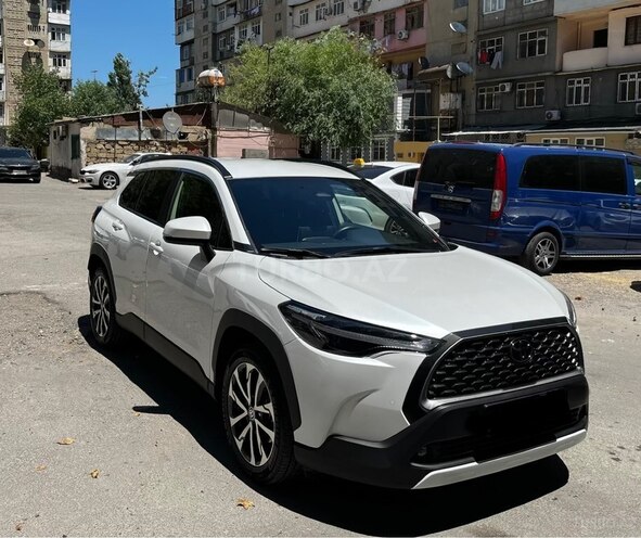 Toyota Corolla Cross-3