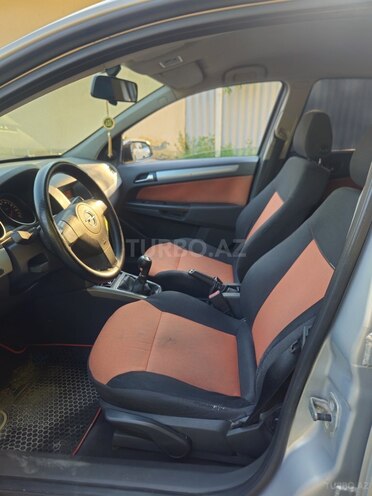 Opel Astra-2