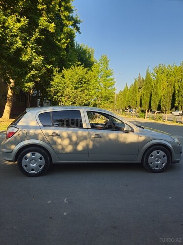 Opel Astra-7