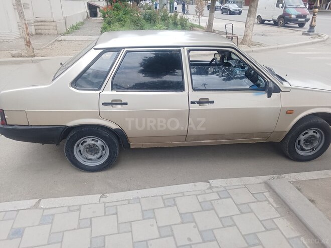 LADA (VAZ) 21099-7