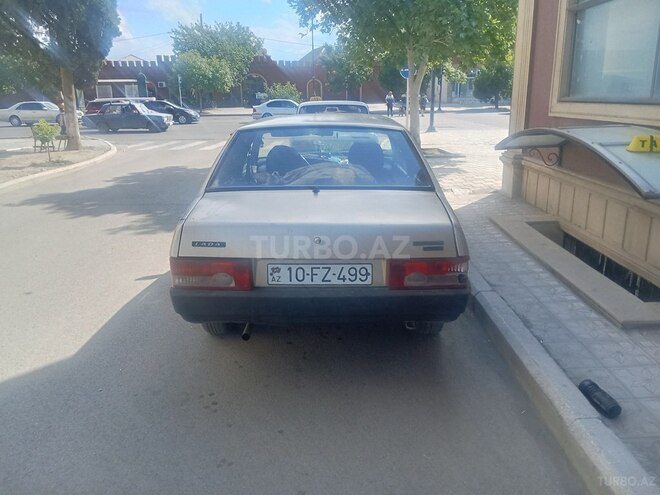 LADA (VAZ) 21099-4
