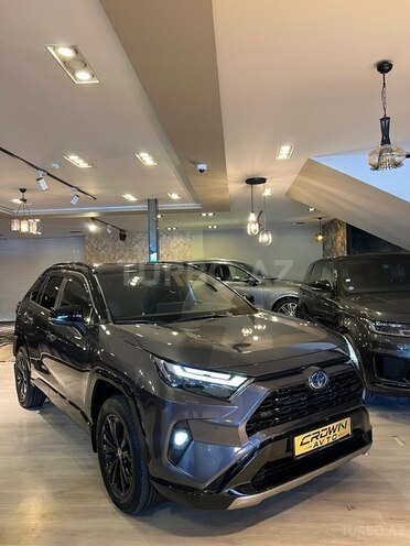 Toyota RAV4-4