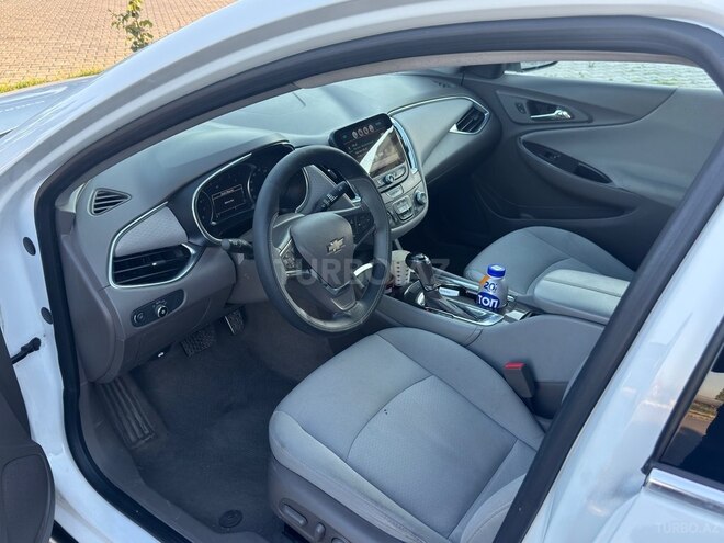Chevrolet Malibu-3