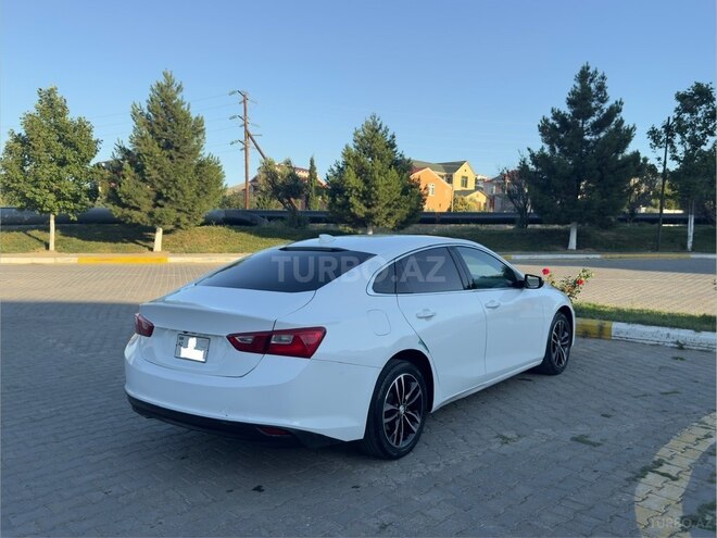 Chevrolet Malibu-5