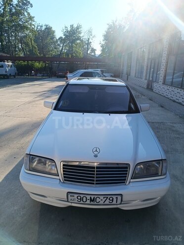 Mercedes C 220-19