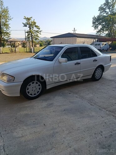 Mercedes C 220-13