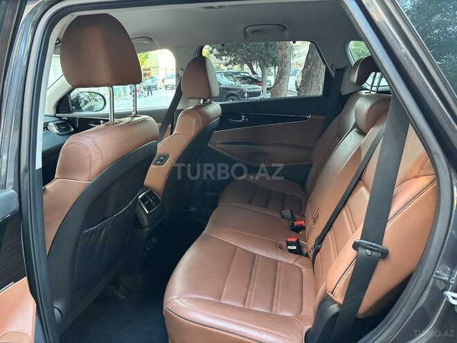 Kia Sorento-6