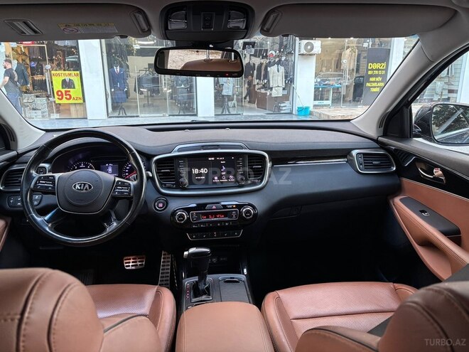 Kia Sorento-10