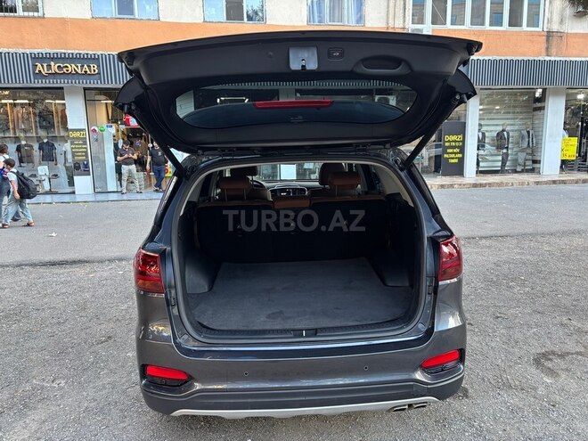 Kia Sorento-13