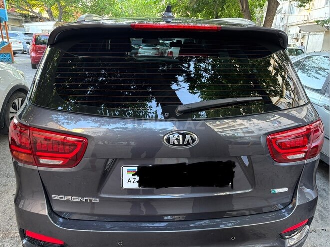 Kia Sorento-4