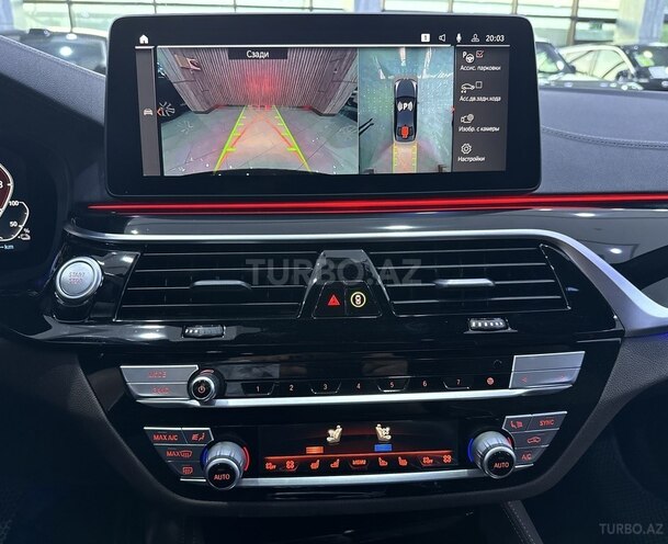 BMW 530e-18