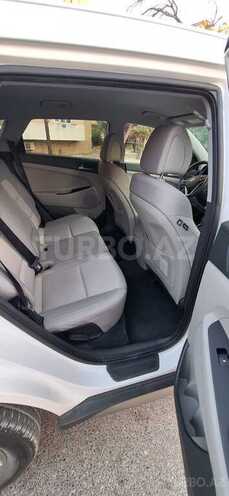 Hyundai Tucson-10