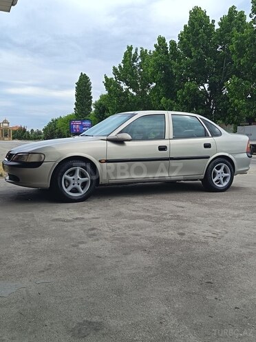 Opel Vectra-2