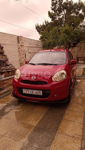 Nissan March-3