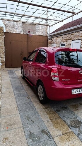 Nissan March-4