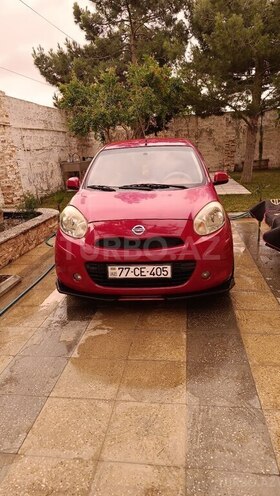 Nissan March-5