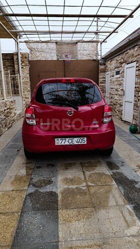 Nissan March-7