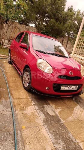 Nissan March-6