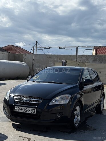Kia Ceed-1