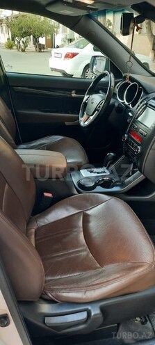 Kia Sorento-6