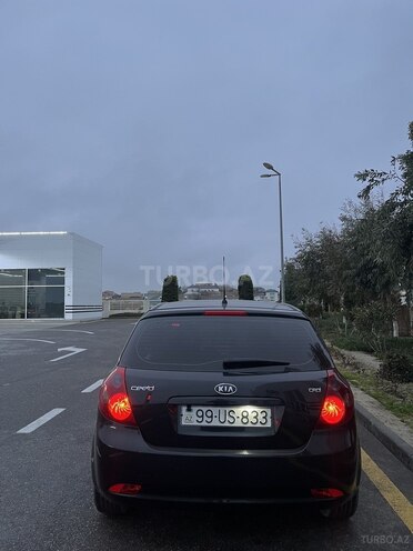 Kia Ceed-7