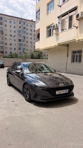 Hyundai Elantra-15