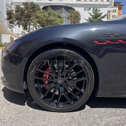 Maserati Ghibli-9