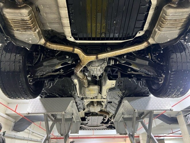 Mercedes C 300-16