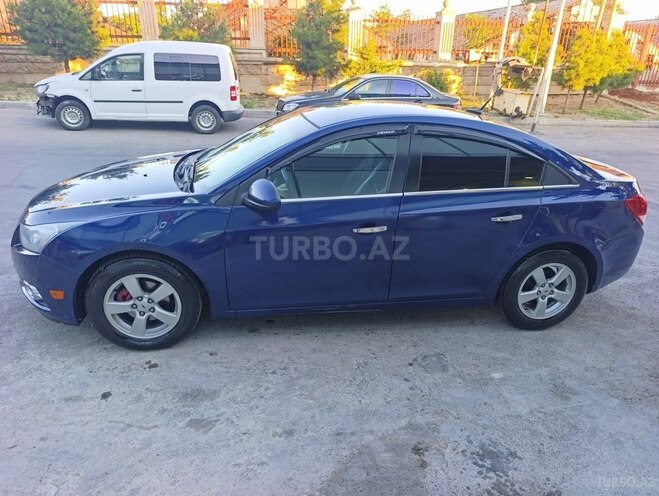 Chevrolet Cruze-8