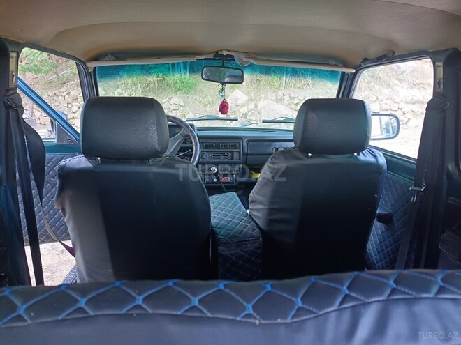 LADA (VAZ) Niva-2