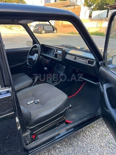 LADA (VAZ) 2107-17