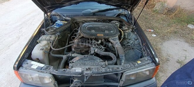 Mercedes 190-14