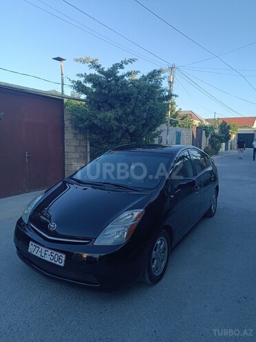 Toyota Prius-5