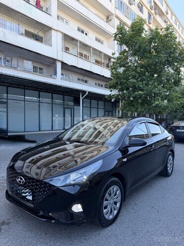 Hyundai Accent-20