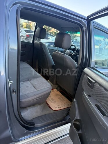 Toyota Hilux-12