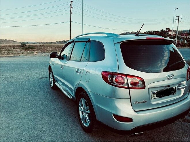 Hyundai Santa Fe-3