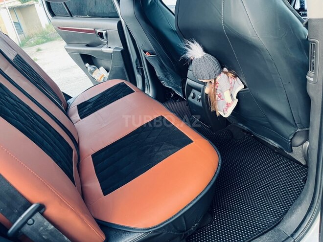 Hyundai Santa Fe-10