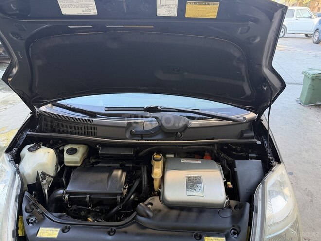 Toyota Prius-20