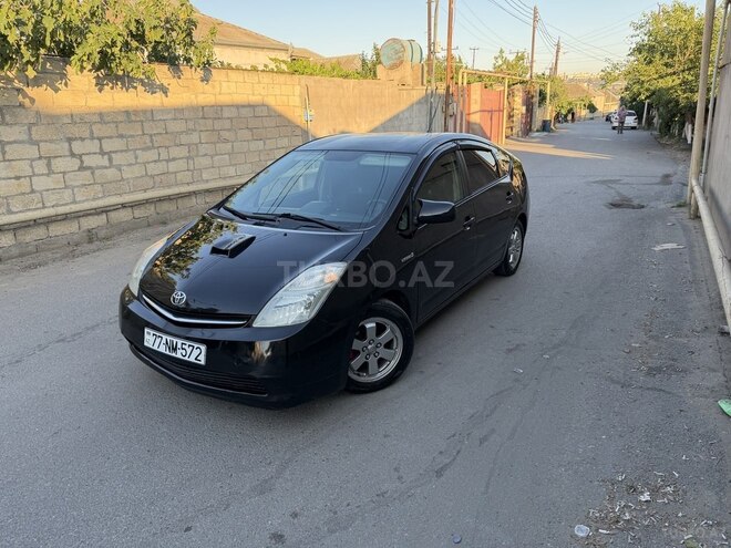 Toyota Prius-4