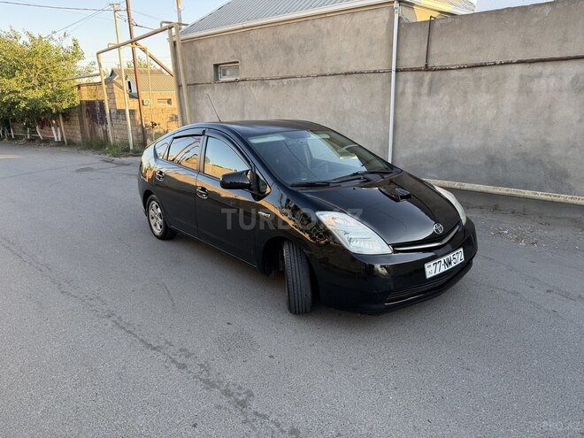 Toyota Prius-3