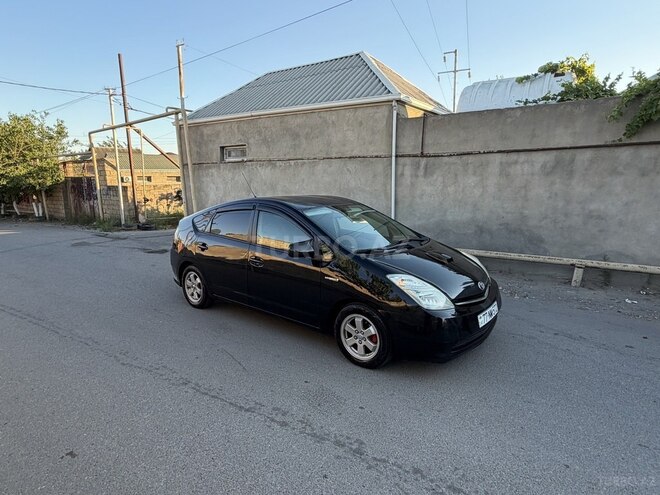 Toyota Prius-15