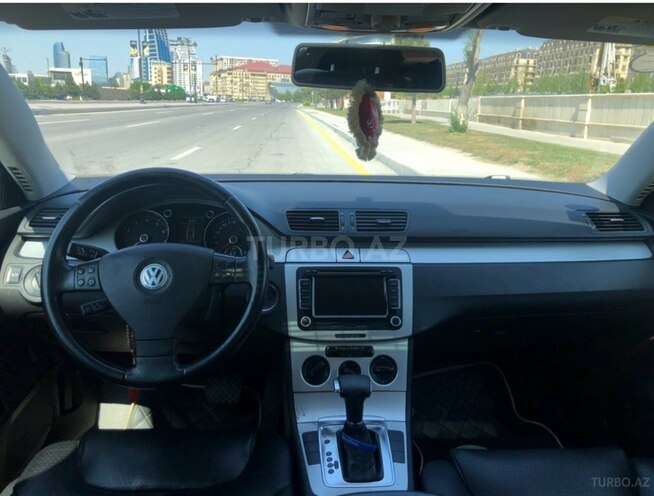Volkswagen Passat-6